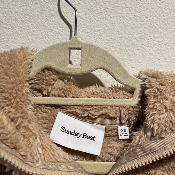 Sunday Best (Aritzia) Sherpa Zip Up - Tan - Picture 3 of 3